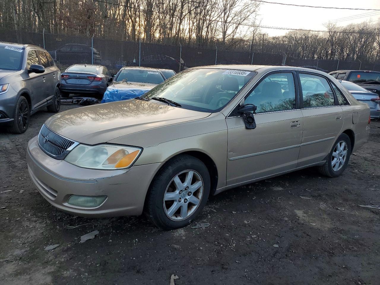 2001 TOYOTA Avalon