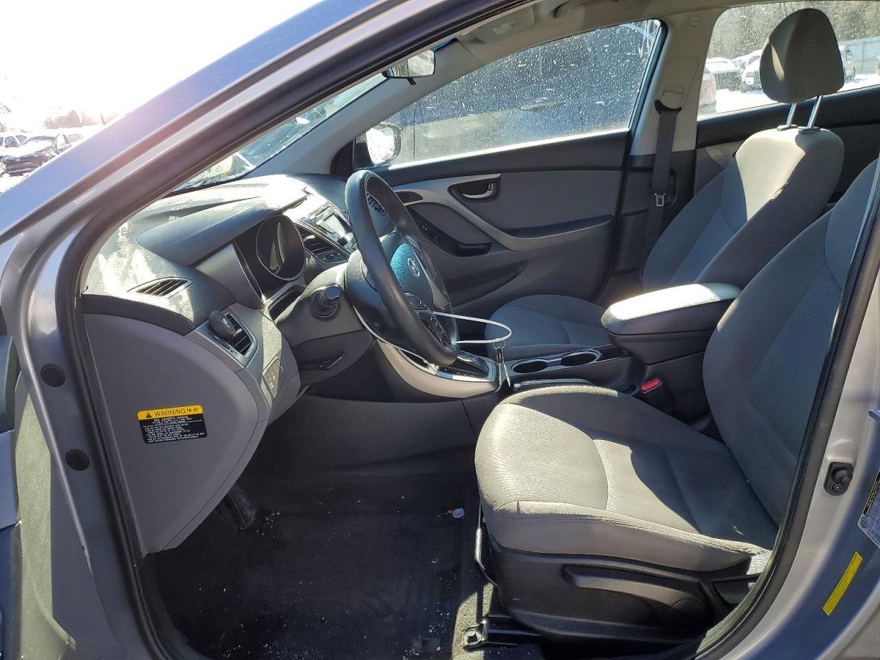 2016 HYUNDAI ELANTRA