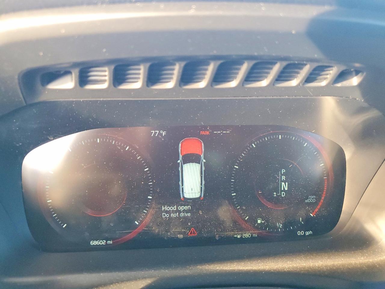 2018 VOLVO XC90