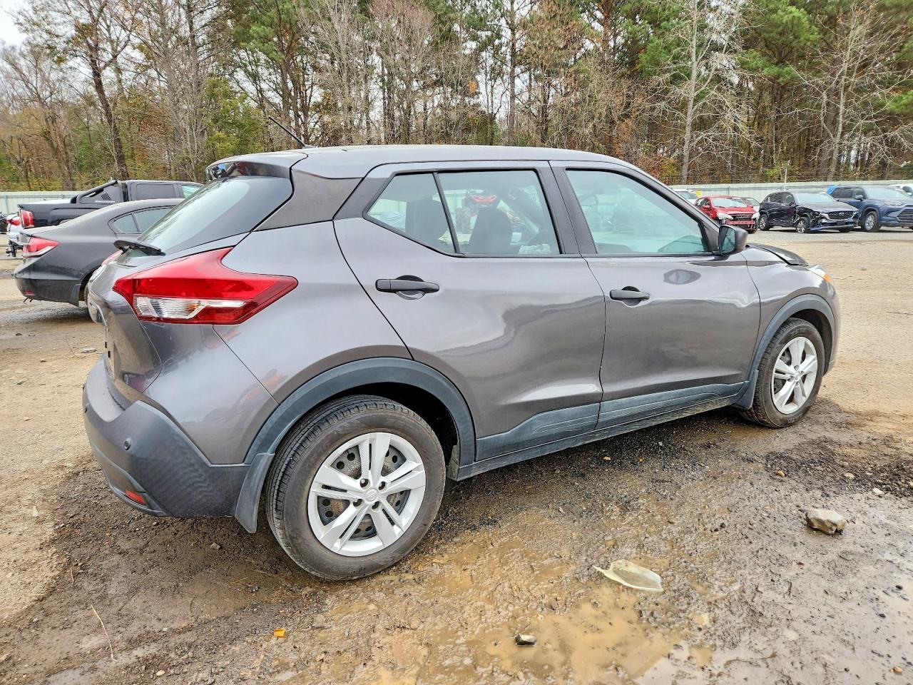 2020 NISSAN KICKS