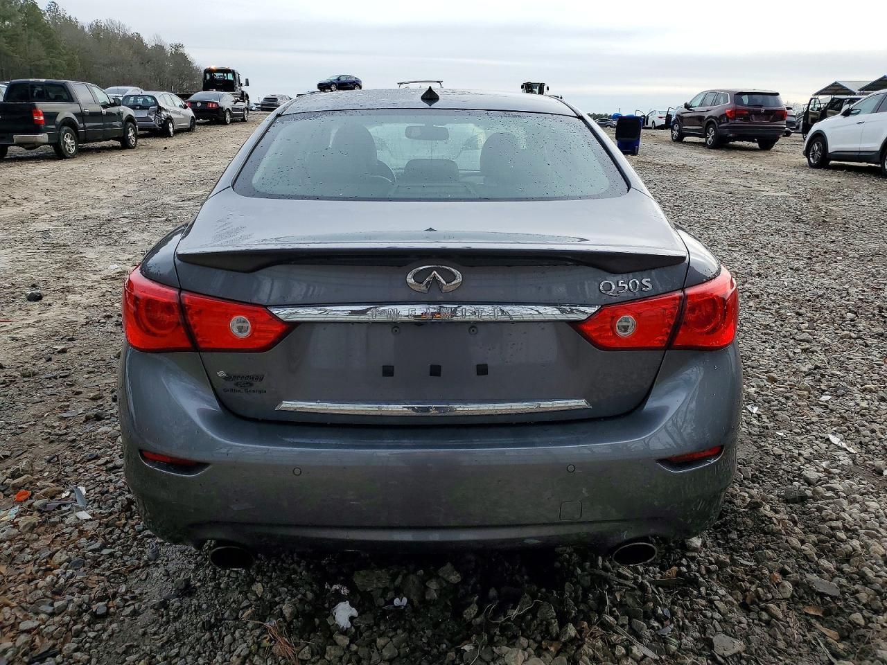 2016 INFINITI Q50