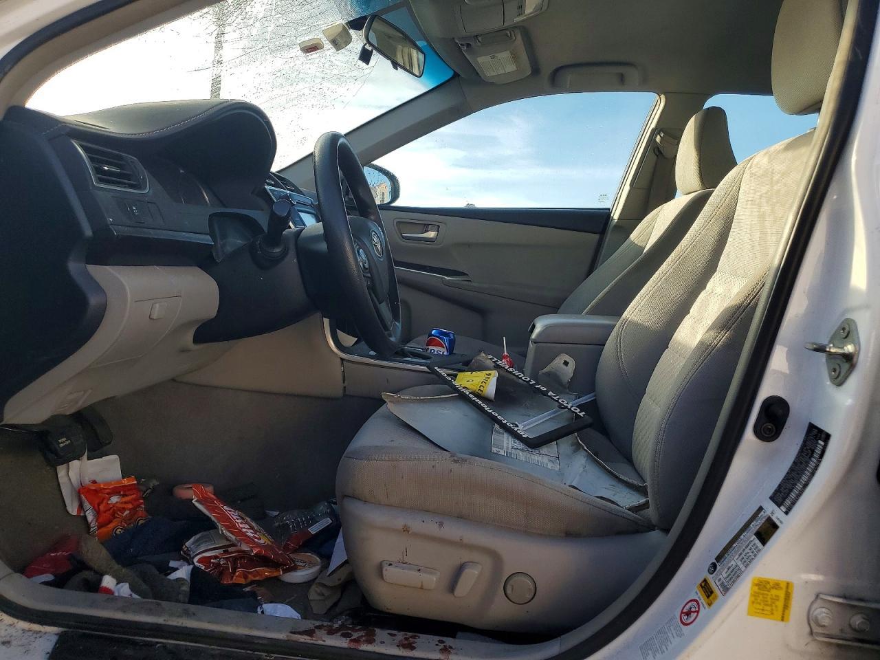 2016 TOYOTA CAMRY