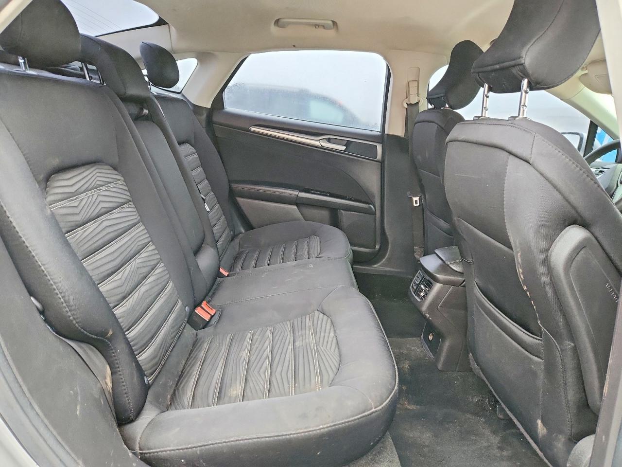 2016 FORD FUSION