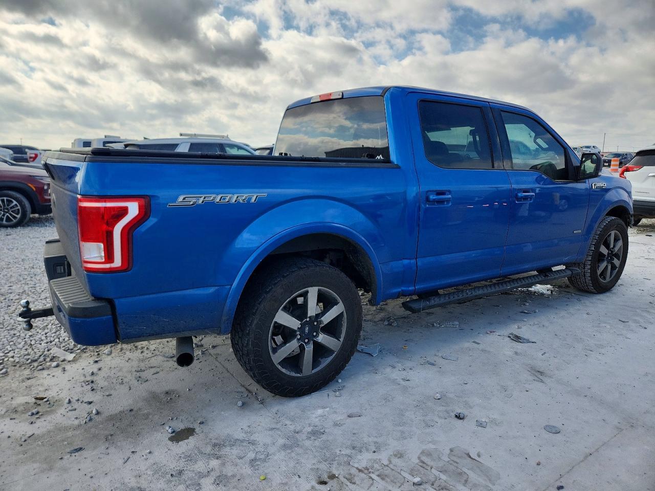 2015 FORD F-150