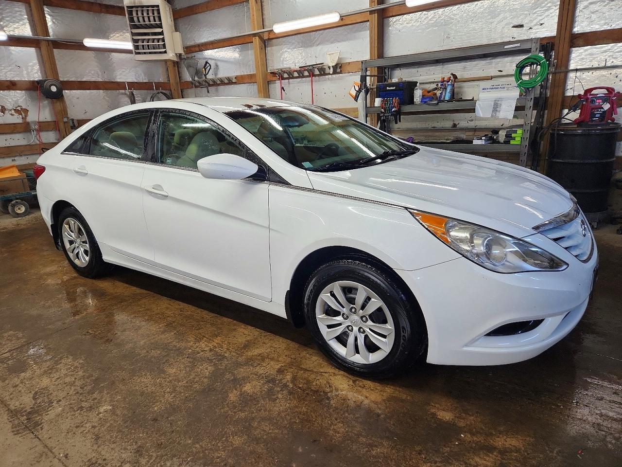 2013 HYUNDAI SONATA