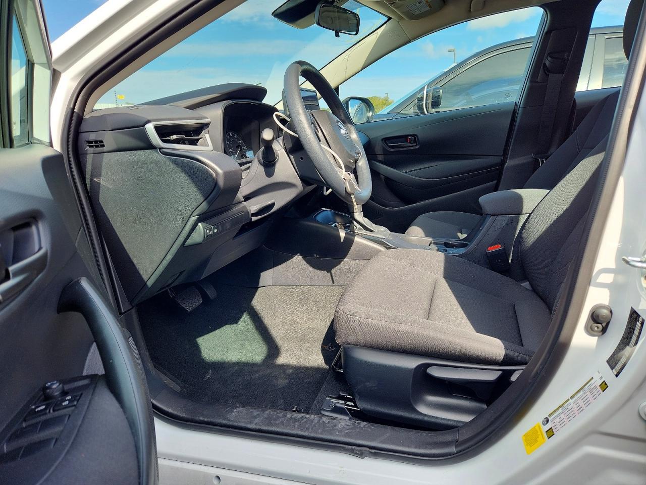 2025 TOYOTA COROLLA