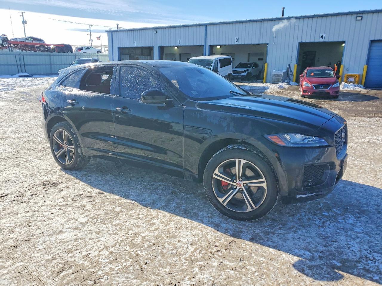 2017 JAGUAR F-Pace