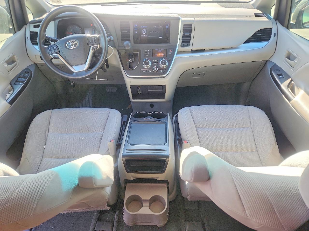 2015 TOYOTA SIENNA