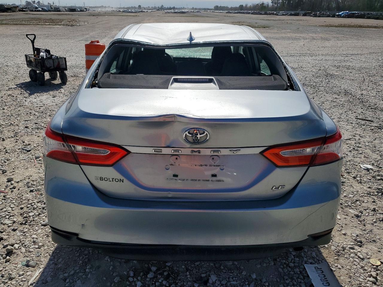 2019 TOYOTA CAMRY