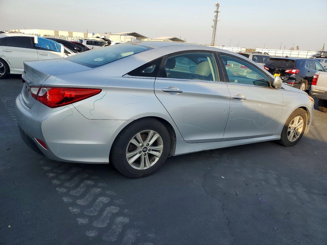 2014 HYUNDAI SONATA