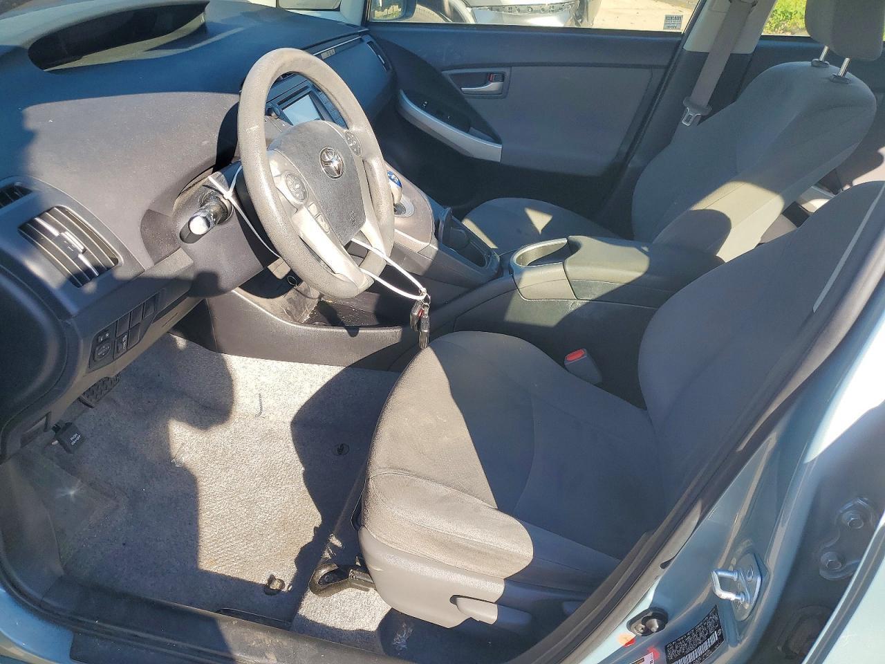 2015 TOYOTA PRIUS
