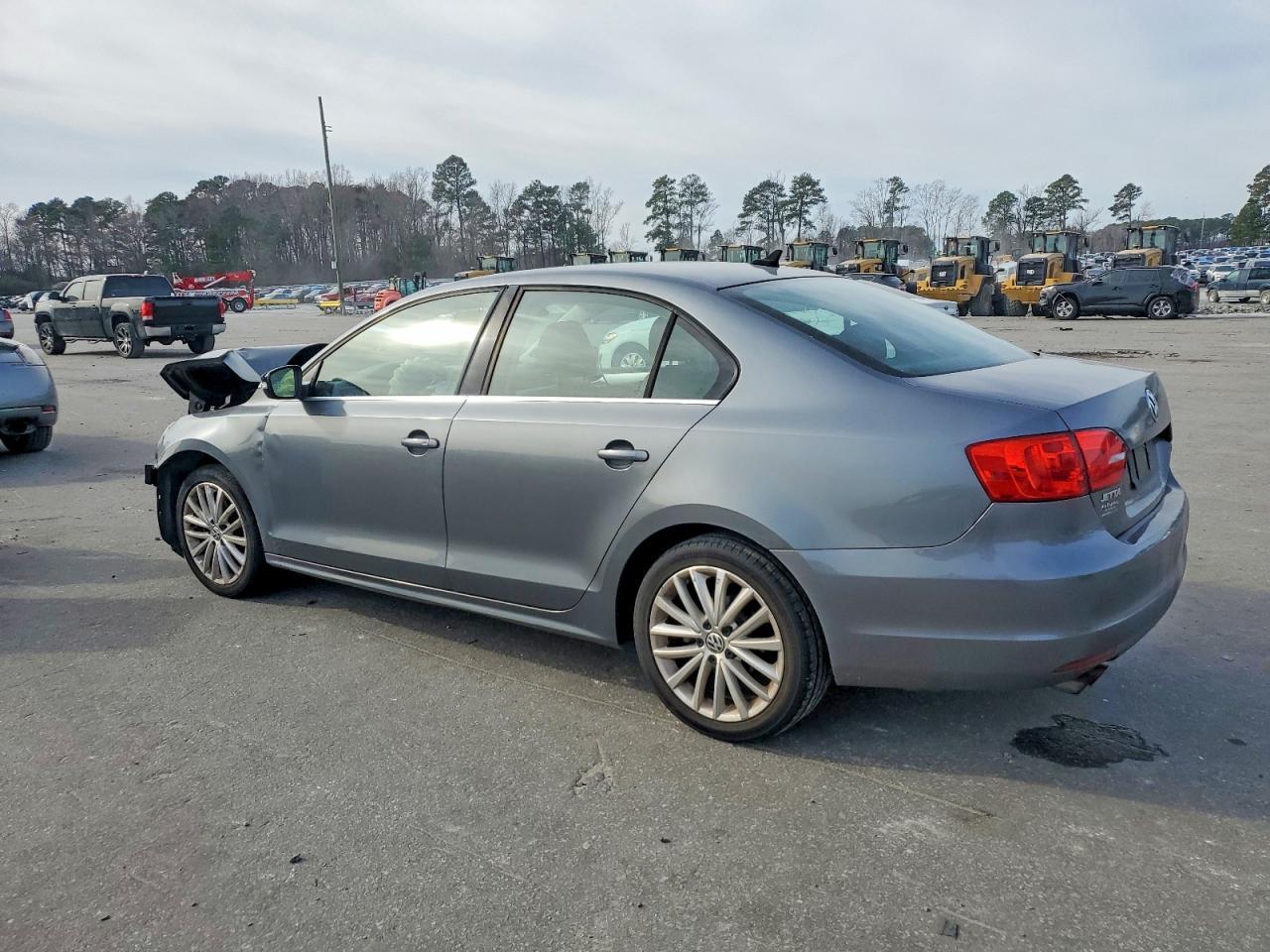 2012 VOLKSWAGEN JETTA