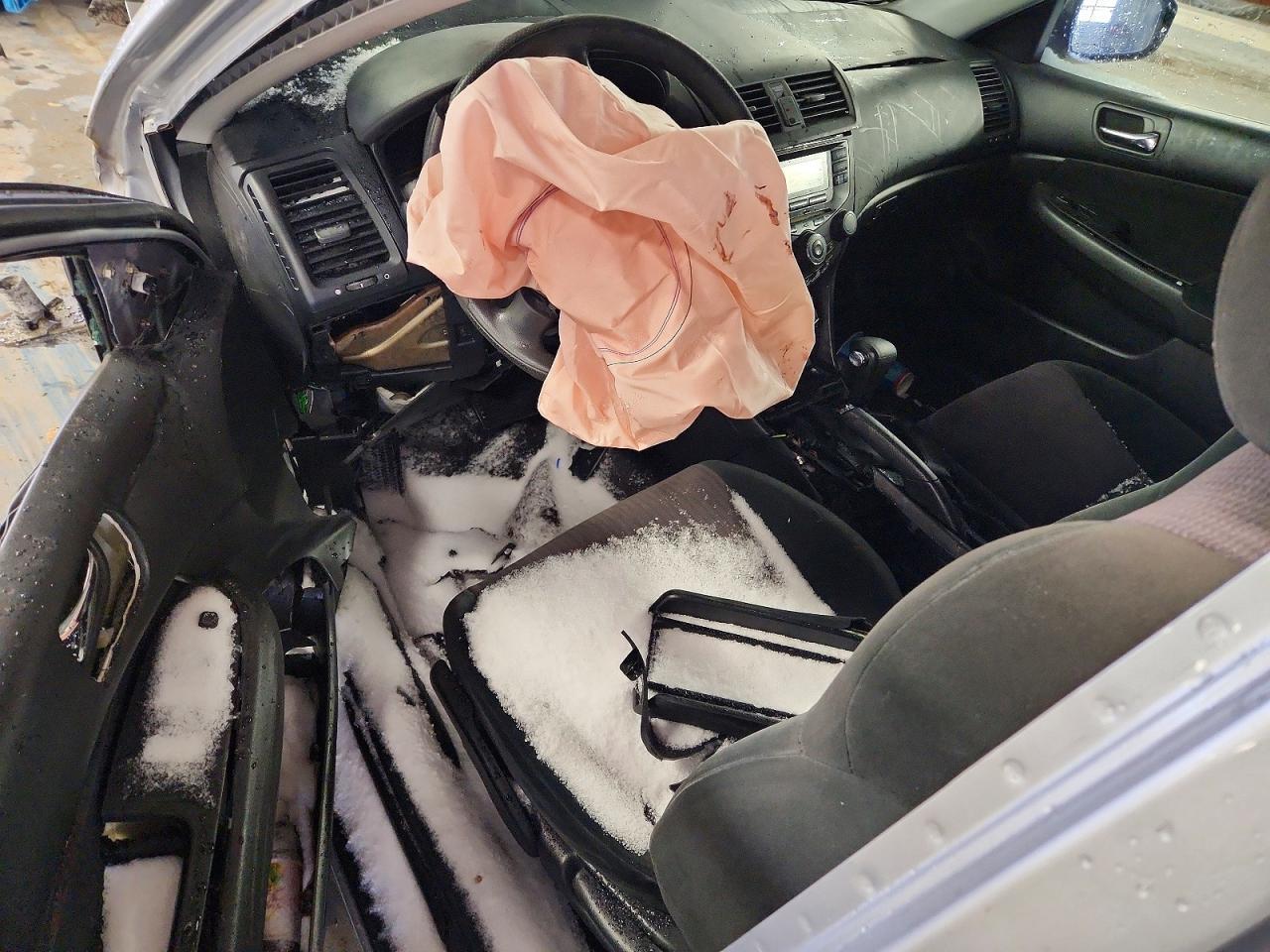 2004 HONDA ACCORD