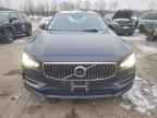 2017 VOLVO S90