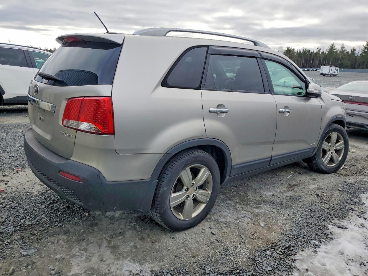 2013 KIA SORENTO