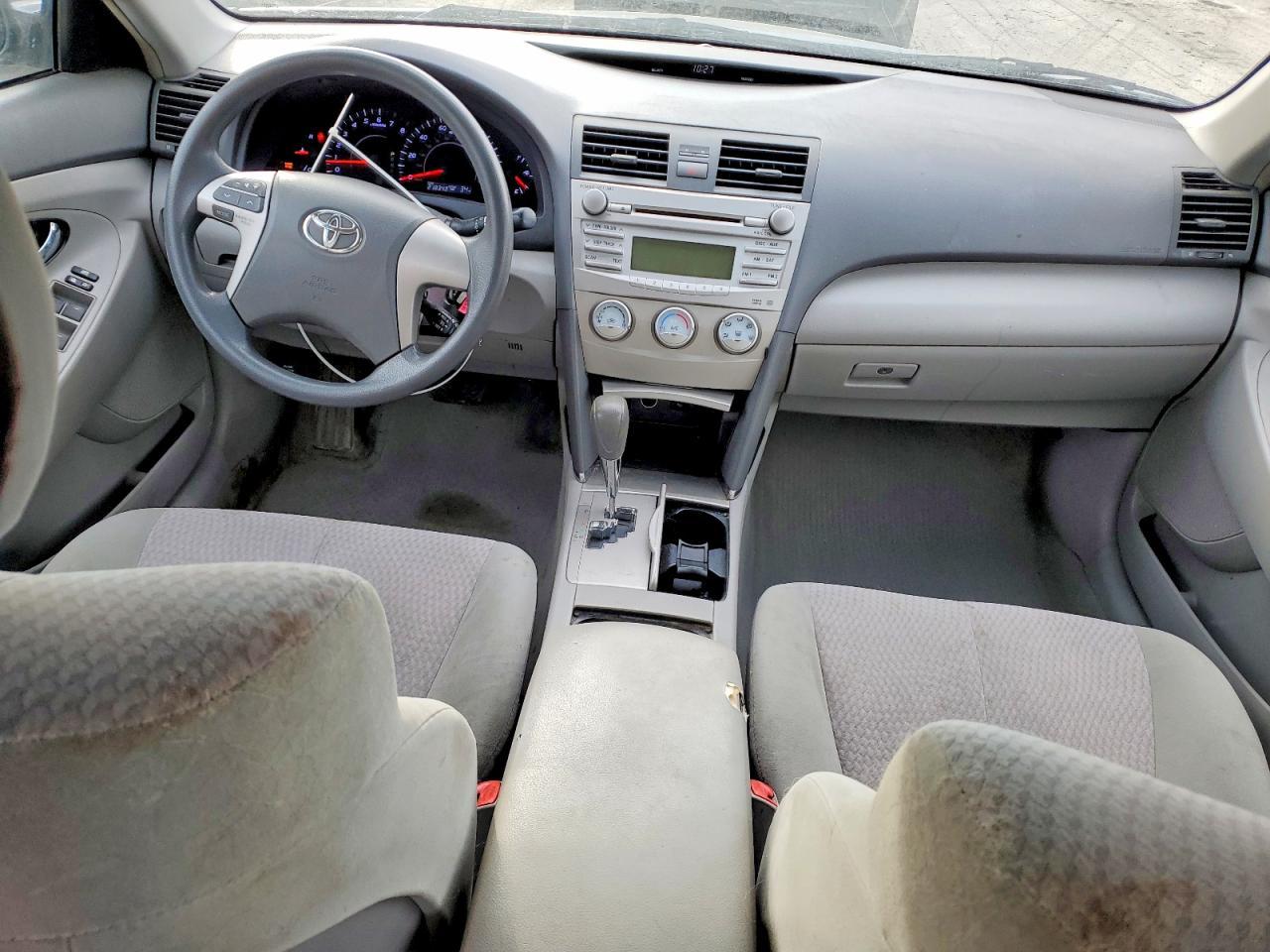 2010 TOYOTA CAMRY
