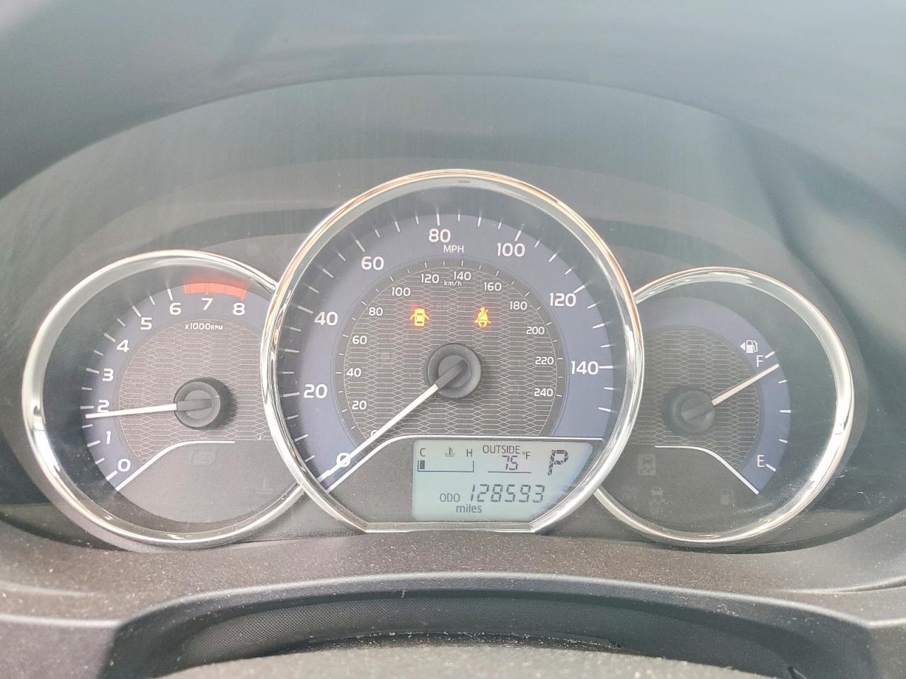 2015 TOYOTA COROLLA