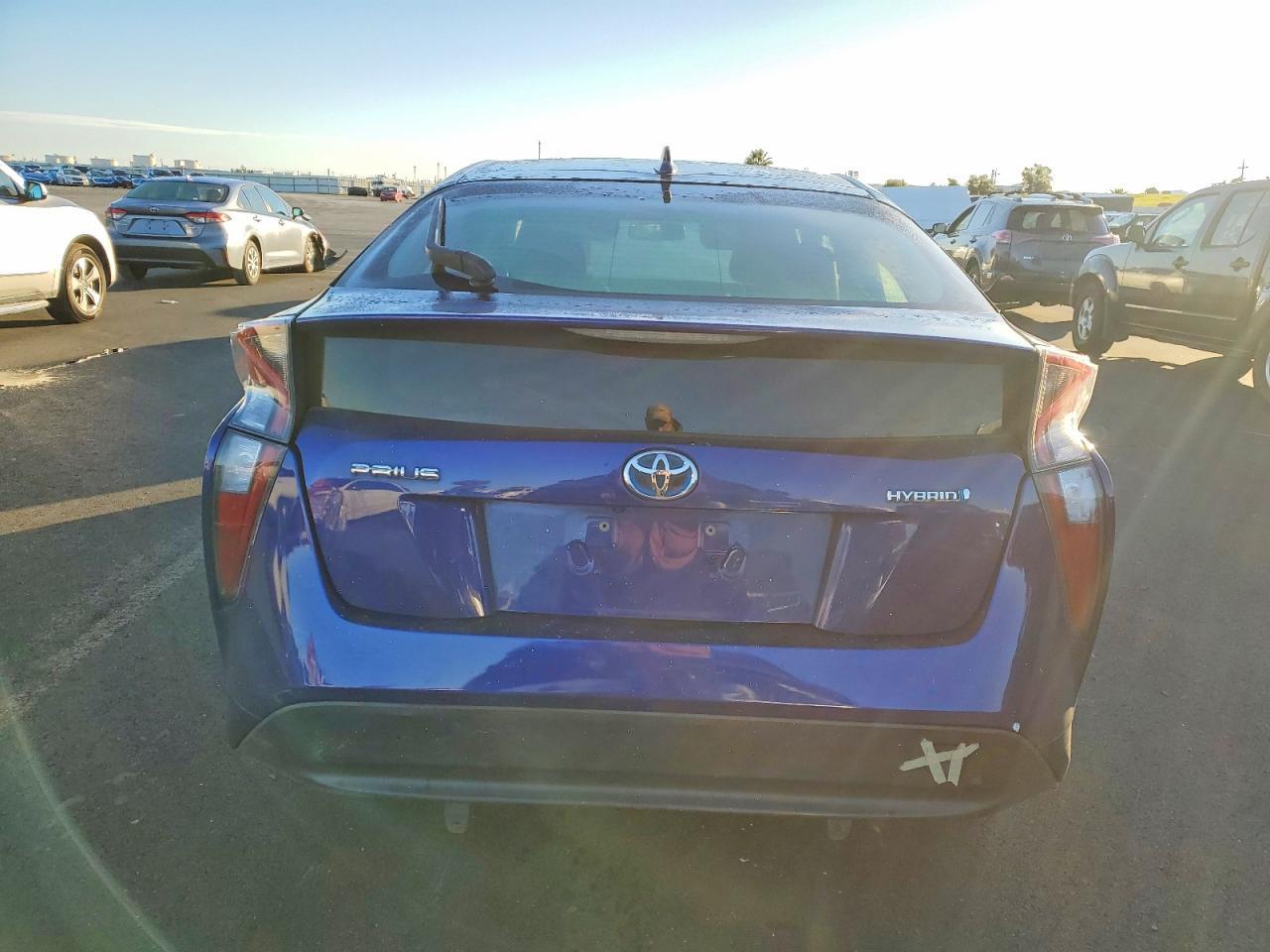 2016 TOYOTA PRIUS