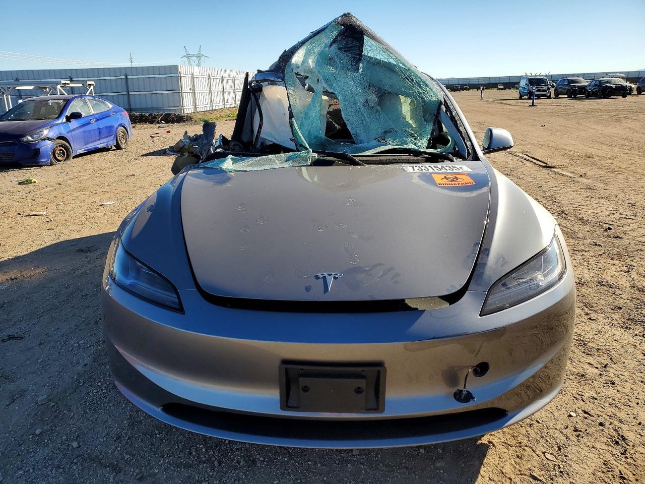 2025 TESLA MODEL 3