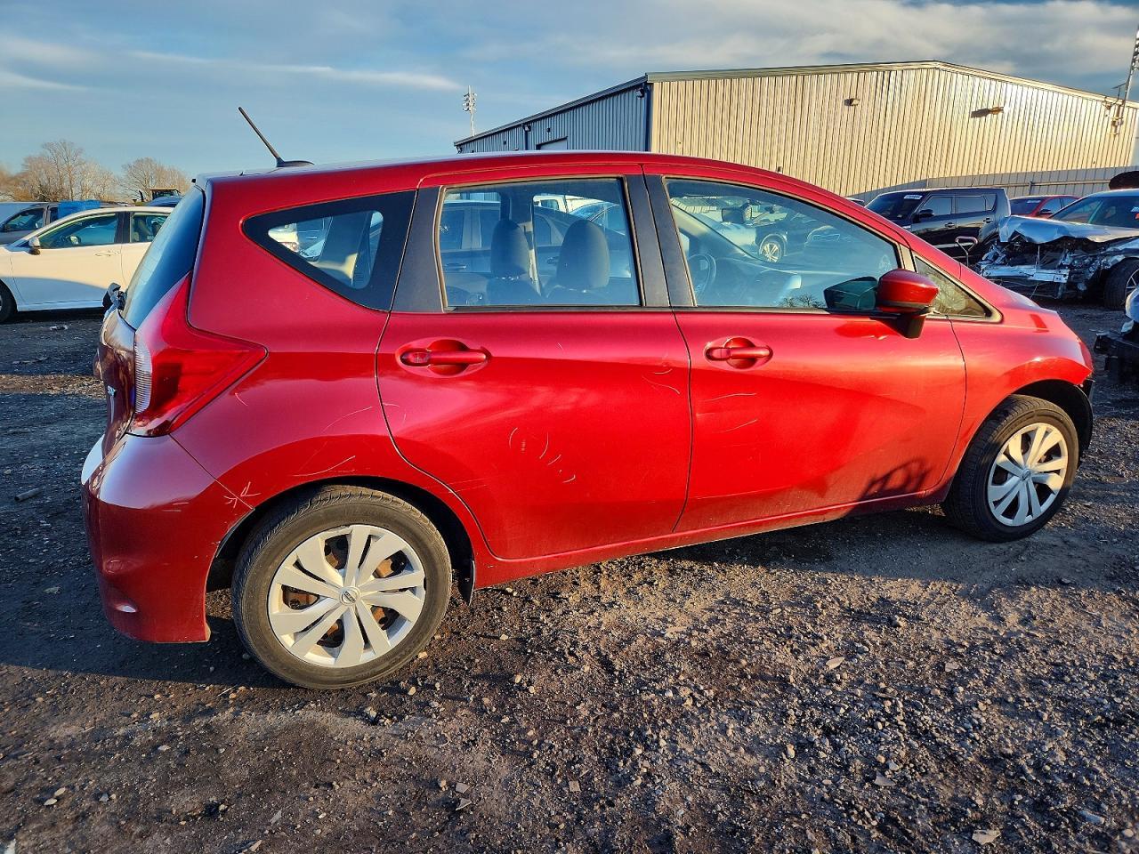 2017 NISSAN Versa Note