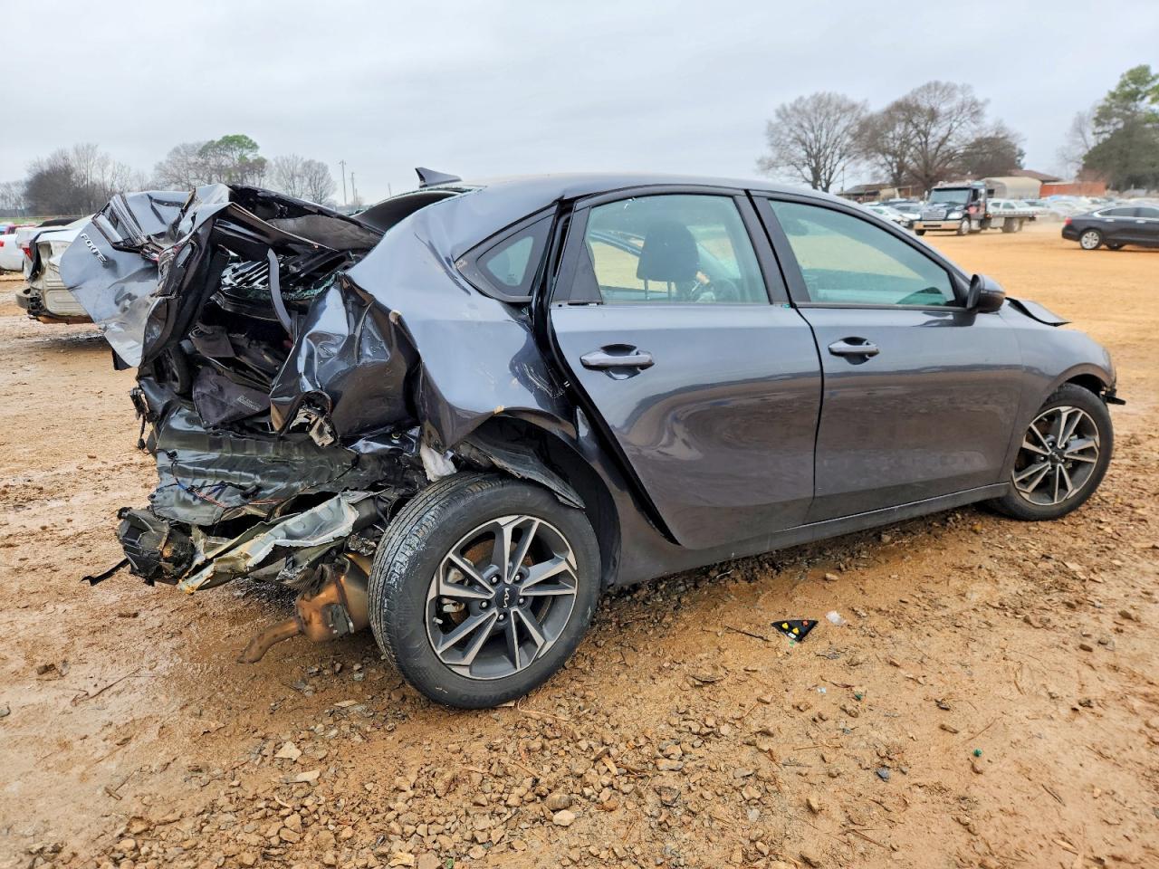 2023 KIA FORTE