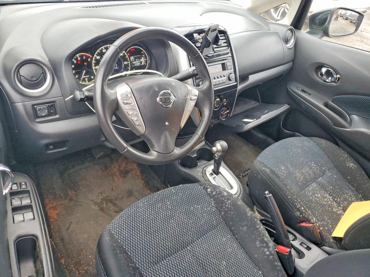 2015 NISSAN