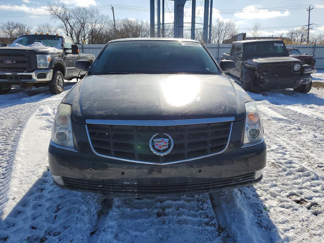 2011 CADILLAC DTS
