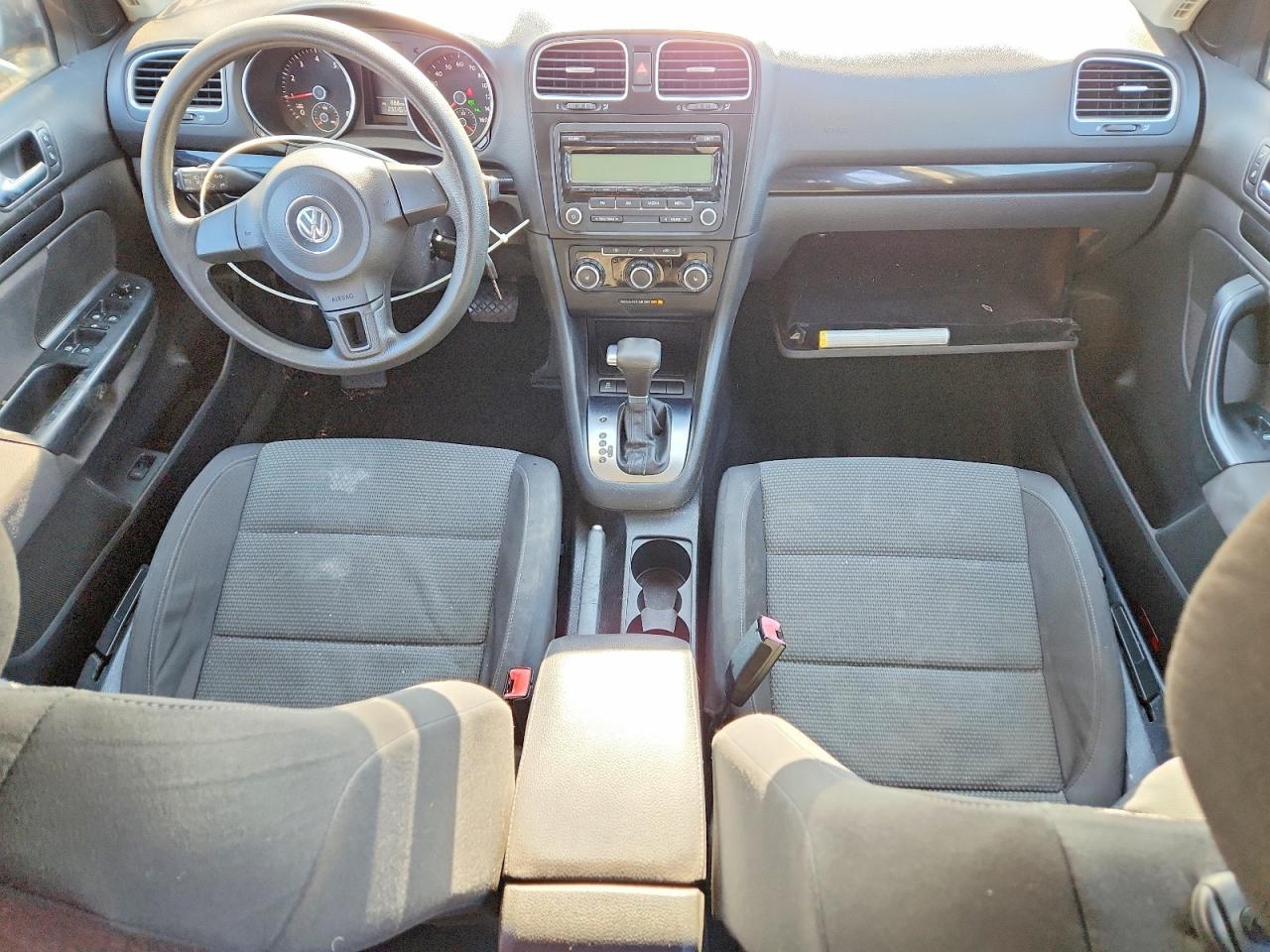 2011 VOLKSWAGEN JETTA