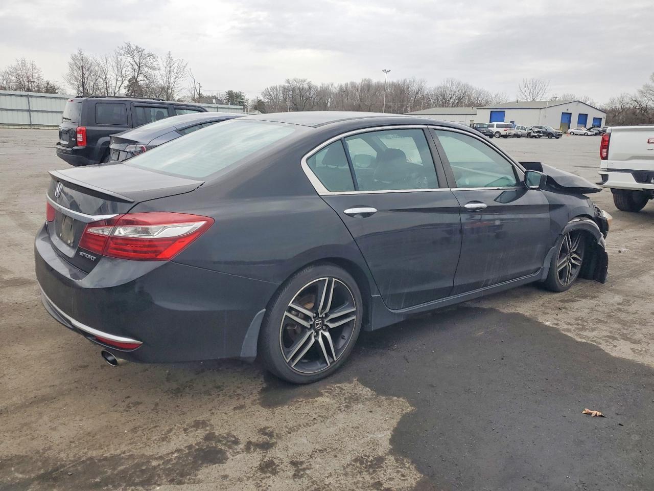 2017 HONDA ACCORD