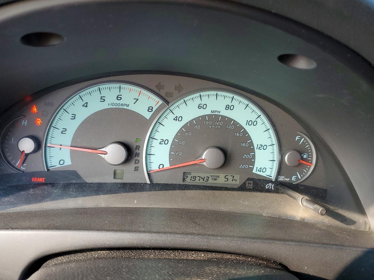 2011 TOYOTA CAMRY