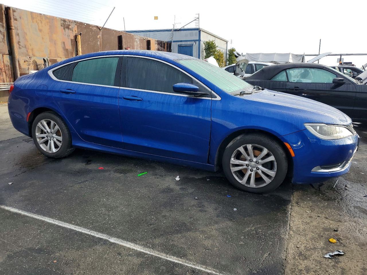 2015 CHRYSLER 200