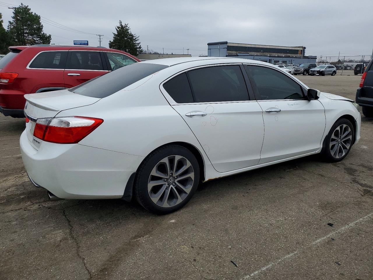 2015 HONDA ACCORD