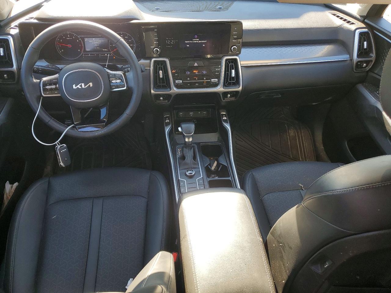 2023 KIA SORENTO