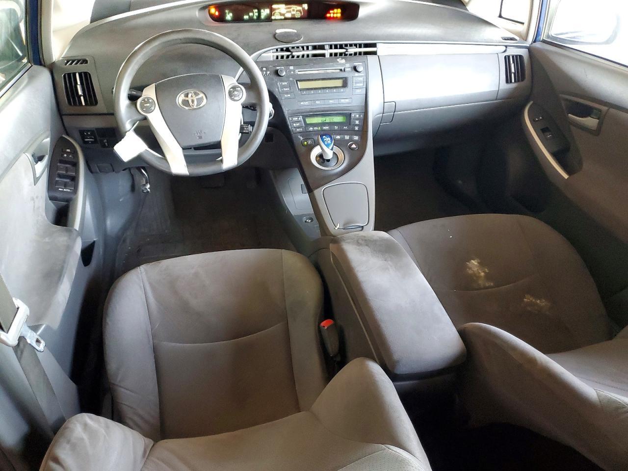 2010 TOYOTA PRIUS