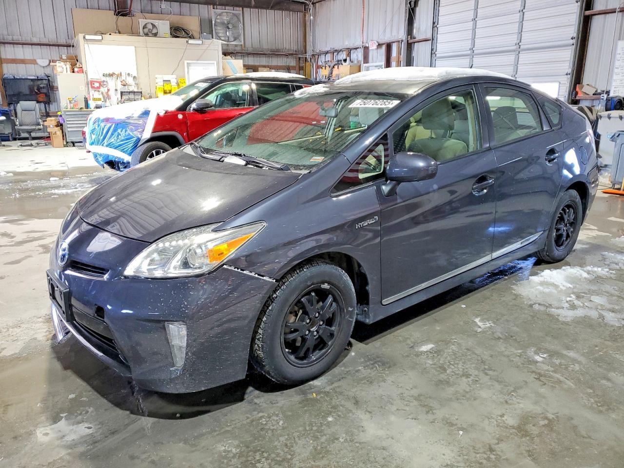 2013 TOYOTA PRIUS