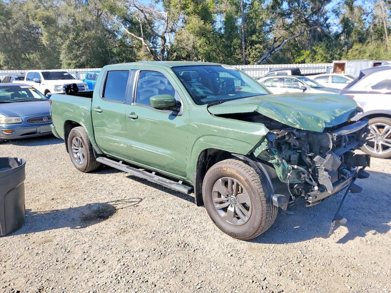 2025 NISSAN Frontier