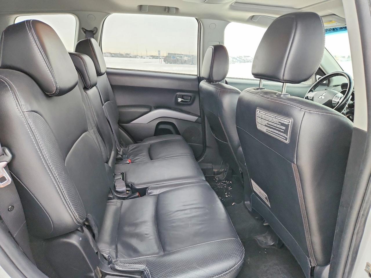2008 MITSUBISHI outlander