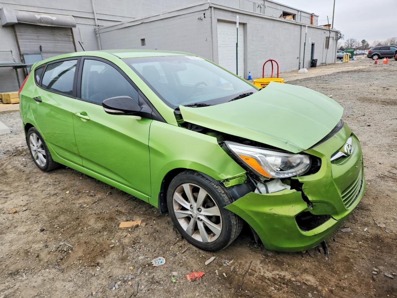 2014 HYUNDAI ACCENT