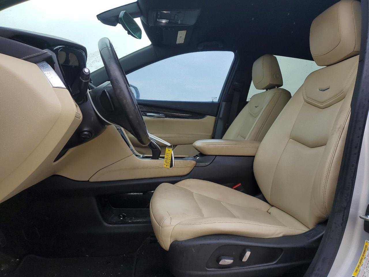 2018 CADILLAC XT5