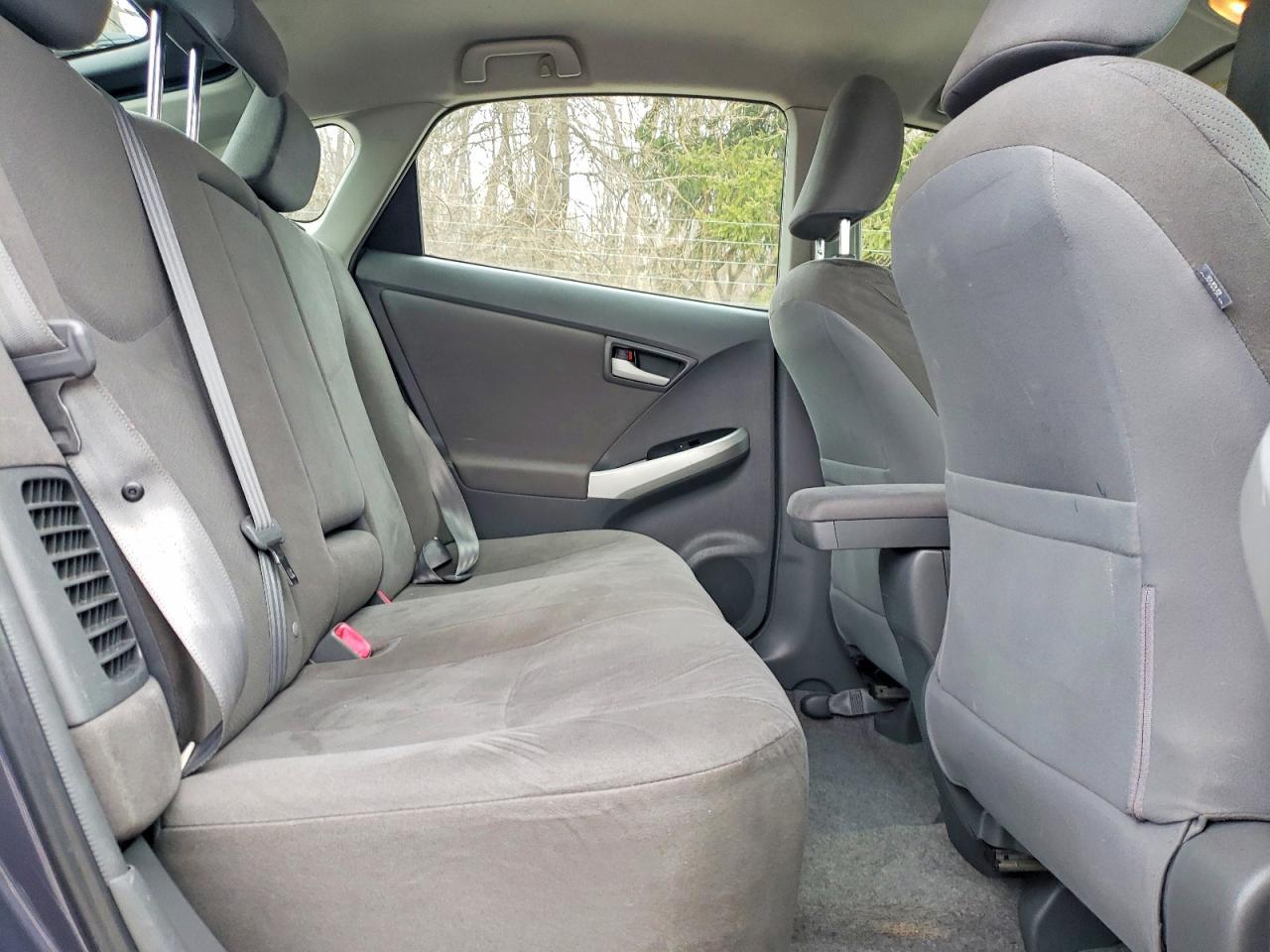 2011 TOYOTA PRIUS