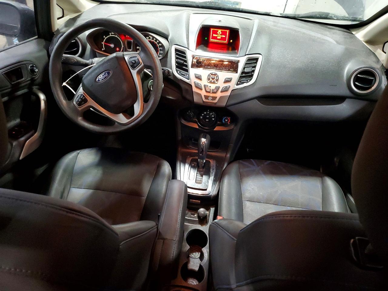 2012 FORD Fiesta