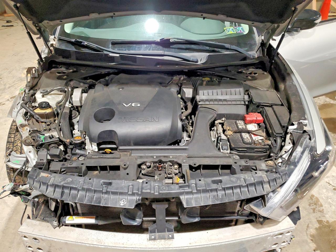 2016 NISSAN Maxima