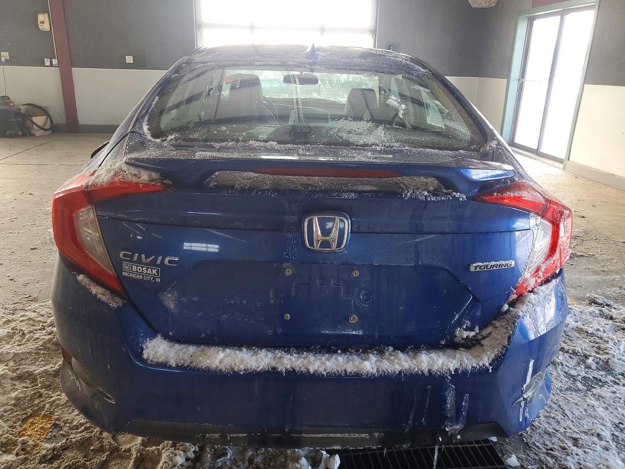 2016 HONDA CIVIC