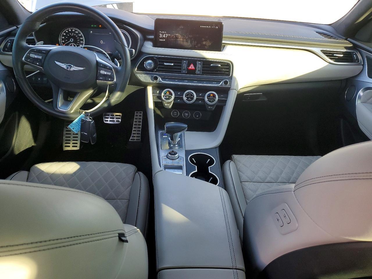 2023 GENESIS G70