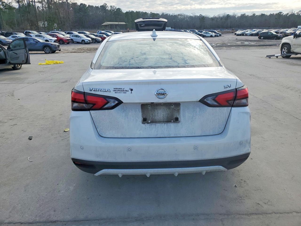 2020 NISSAN VERSA