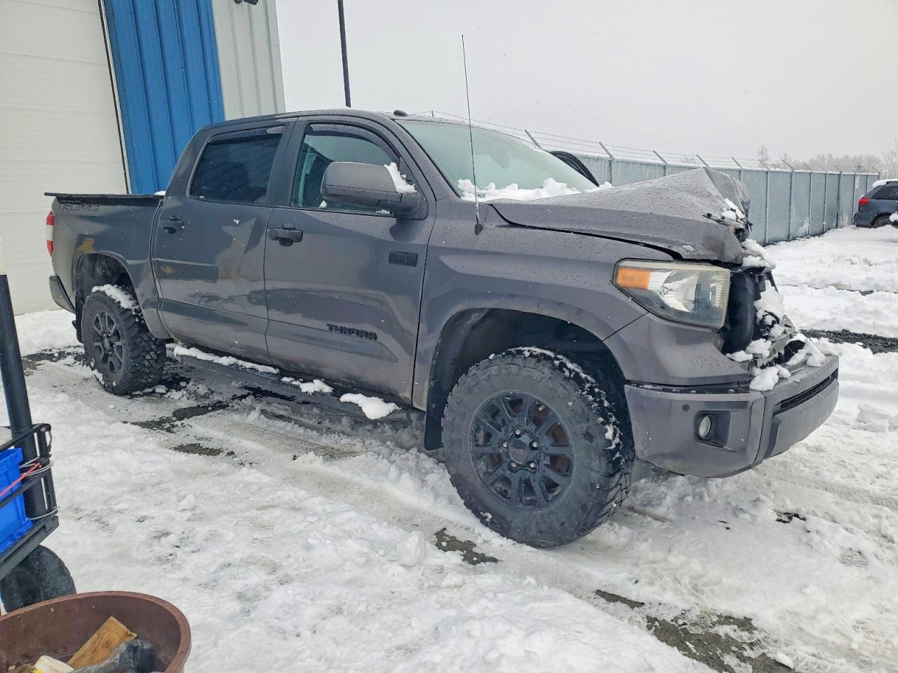 2016 TOYOTA TUNDRA