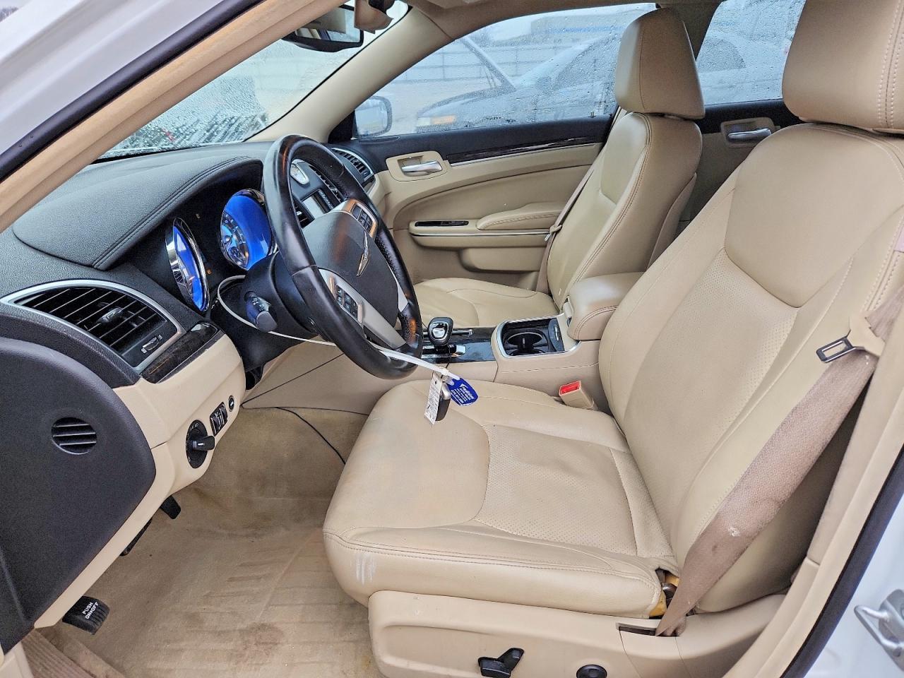 2012 CHRYSLER 300