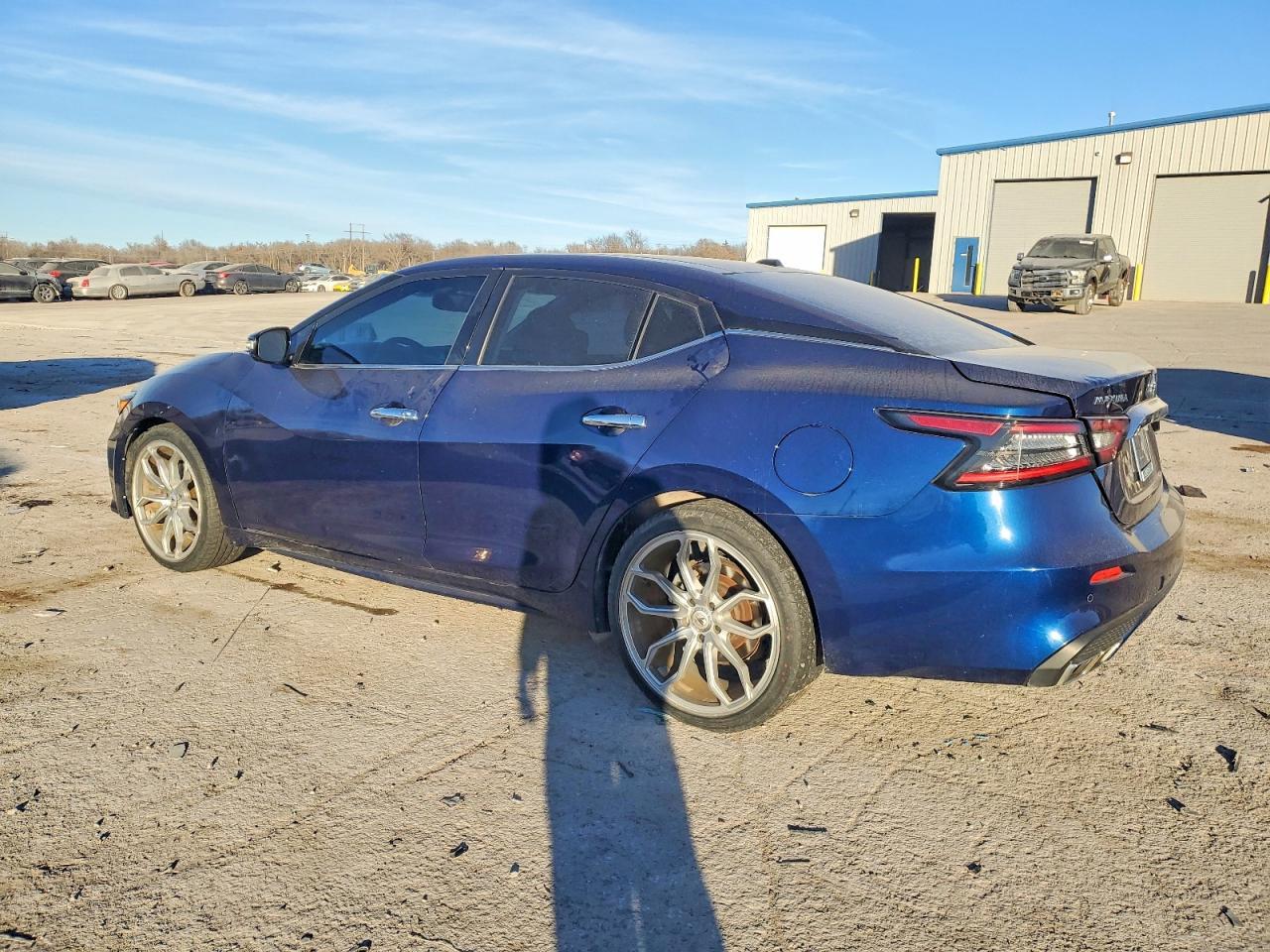 2019 NISSAN Maxima