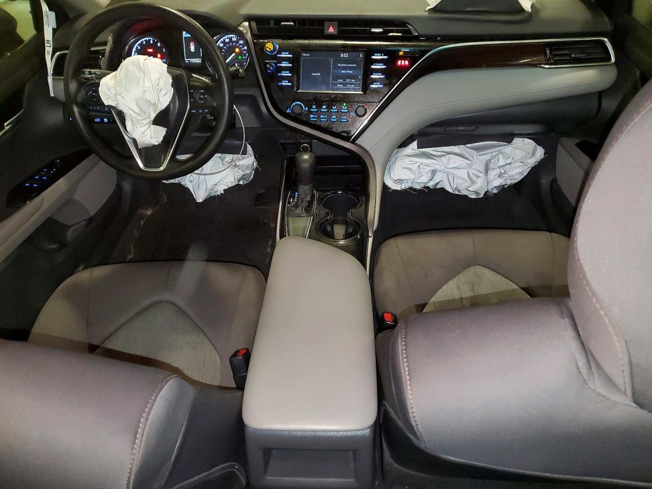 2018 TOYOTA CAMRY