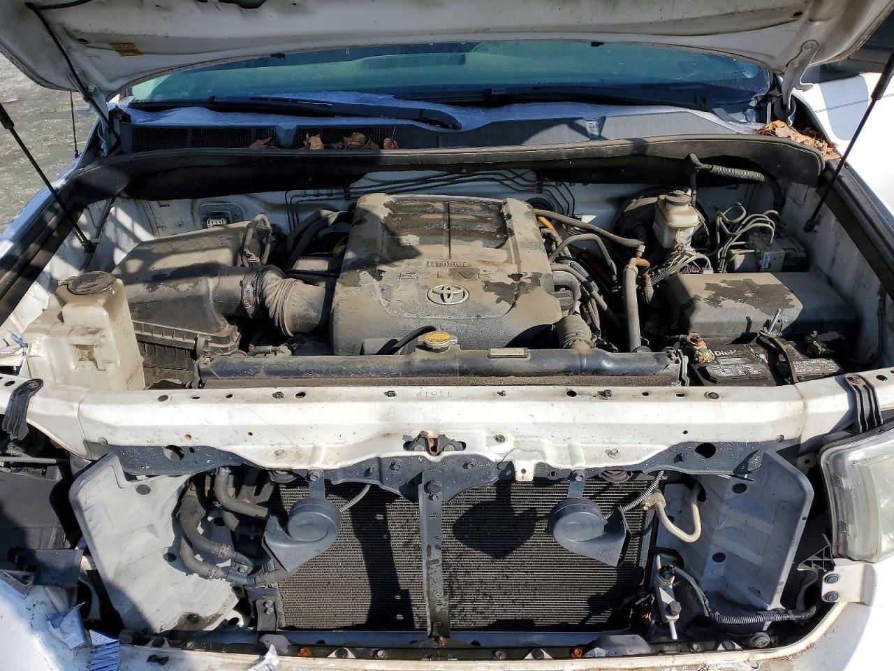 2012 TOYOTA TUNDRA